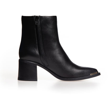 COPENHAGEN SHOES THE EMELY BOOT Boots 0001 BLACK