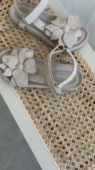 COPENHAGEN SHOES MY FLOWERS Sandals 0301 BISCUIT