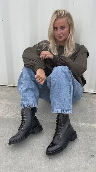 COPENHAGEN SHOES POWER Boots 00010 BLACK W/PATENT TOE