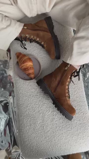 COPENHAGEN SHOES LIVING LIFE Boots 148 Cognac suede